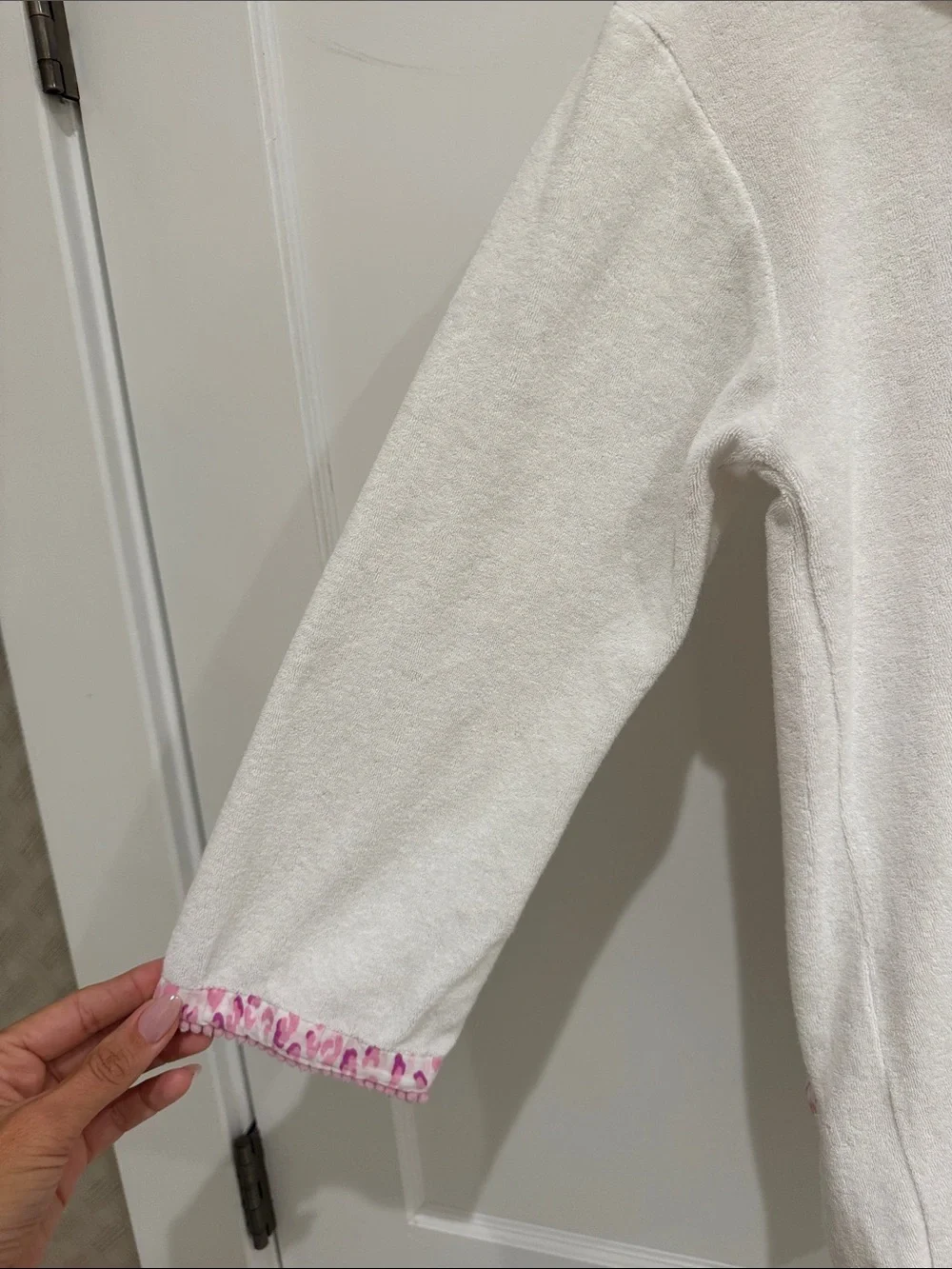 Elizabeth Hurley Bella Hoodie White Hooded Zip Swim Jacket with Pink Trim 8-9